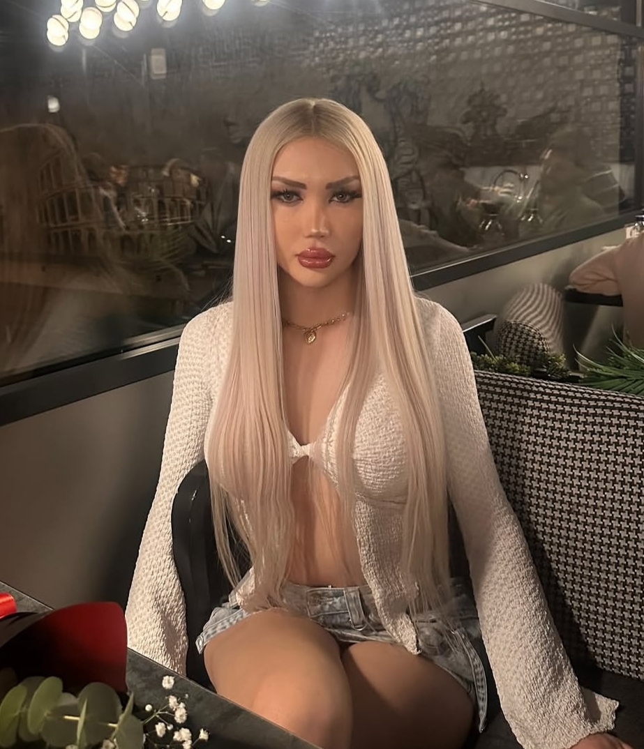 Yukarıdana Liseli Bayan Escort Bayan Dicle