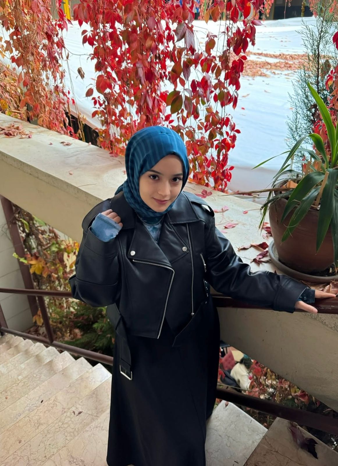 Aşağıdana Özellik Dolu Kadın Escort Bayan Vildan